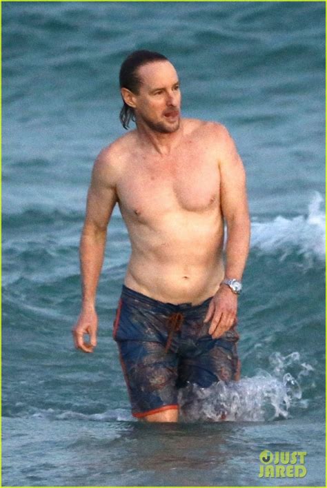 Owen Wilson Goes Shirtless On The Beach In Miami Photo 3999210 Owen Wilson Shirtless