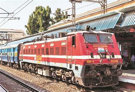 indian railways records its safest year no passenger deaths in 2019 20 ரெயில் பயணி உயிரிழப்பு