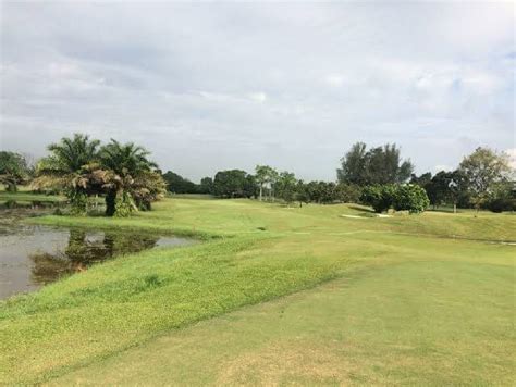 Kundang Lakes Country Club Book Golf Online Deemples Golf