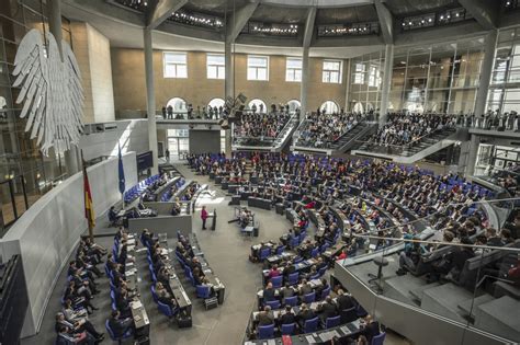 Visit berlin and the german bundestag: German parties hurry to present climate plans as pressure mounts | Clean Energy Wire