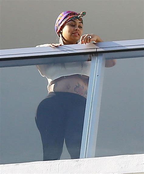 Letting It All Hang Out Pregnant Blac Chyna Flashes Underboob And Bump