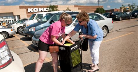 Earn more perks from your credit card. Kohl's shoppers will soon be able to leave their credit ...