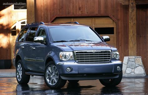 Der chrysler aspen ist ein sport utility vehicle von daimlerchrysler das von 2006 bis 2008 angeboten wurde. CHRYSLER Aspen - 2006, 2007, 2008, 2009 - autoevolution