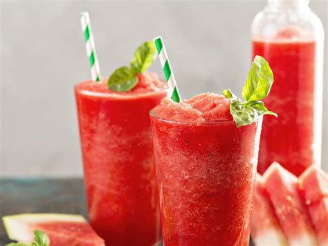 Watermelon Cooler Smoothie Recipe And Nutrition Eat This Much