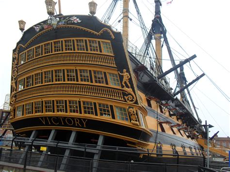 The next years i finished painting the sides, fixed the stern and the galleries first of all is a good research, changes are based on the usual suspects: Name HMS Victory | National Historic Ships