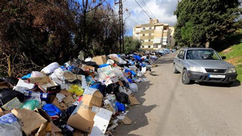 Lebanons Waste Crisis Worsens Amid Covid 19 Outbreak Al Monitor