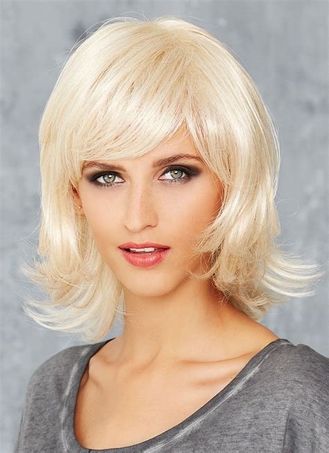 Shoulder Length Platinum Blonde Natural Straight Wigs With