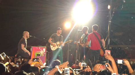 Coldplay Johnny Be Good Live Estadio Nacional Lima Per Youtube