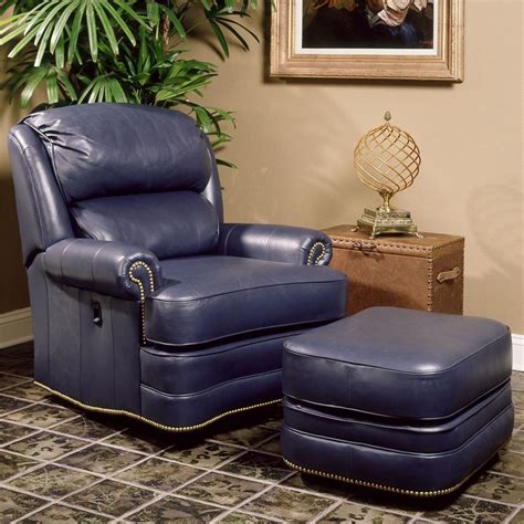 It is a good idea to add this tub chair to your living room. Perfect Chairs With Ottomans For Living Room - HomesFeed