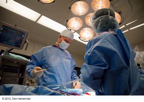 Mount Sinai Prostate Cancer Surgeon Performs 4000th Robotic Assisted