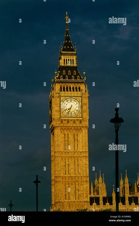 Big Ben The King Of Clocks Lit Up At Night The Clock Towers Above The