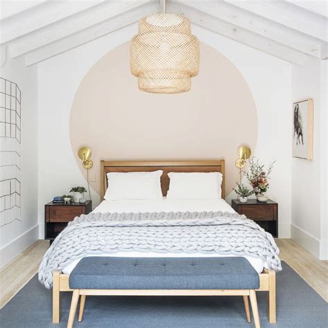 A master bedroom you look forward to spending time in isn't just a dream. 27 Minimalist Bedroom Ideas to Inspire You to Declutter