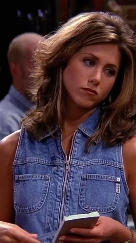 Rachel Green In F R I E N D S 🖤 Highlights Brown Hair Rachel Green Rachel Green Friends