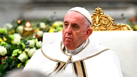 Watch Cbs Evening News Pope Francis Homosexuality Isnt A Crime Full Show On Cbs