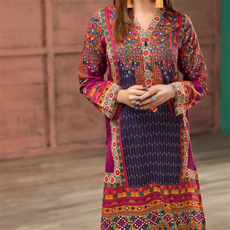 Khaadi New Arrival Of Khaadi X Esra Dresses Collection Sale For Girls