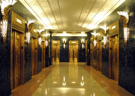 Art Déco Hall Ascenseurs Et Appliques Lumineuses Art Deco Interior