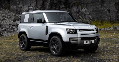 Here S Everything We Know About The Land Rover Defender Hot