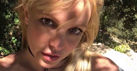 Talk about a hot body! Britney Spears Is Now Free Of Makeup