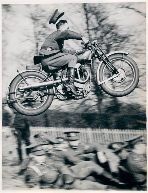 20 Vintage Motorcycle Photography Vintagetopia Motorcycle