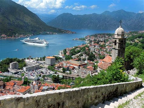 Kotor montenegro guide focusing on city landmarks, attractions Dicas de Kotor, Montenegro: Paisagens de tirar o fôlego