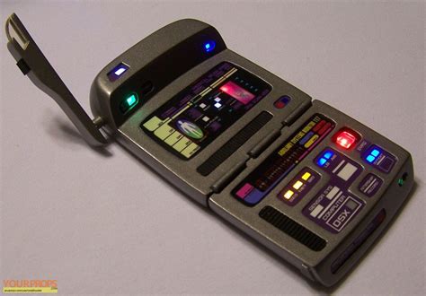 Star Trek Voyager Hero Endgame Medical Tricorder Replica Tv Series Prop