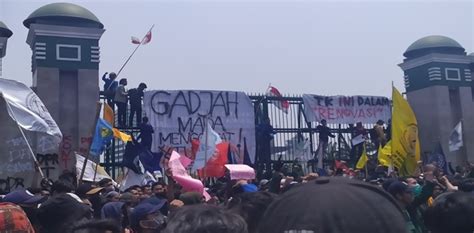 Gambar Kartun Anak Stm Demo Gambar Kartun Keren