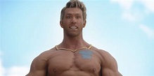 Free Guy: How the Giant Muscular Ryan Reynolds Character Was Created
