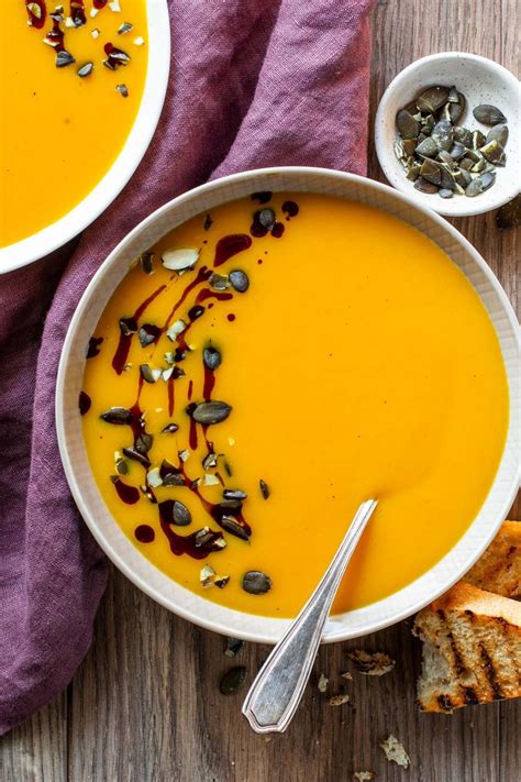 Kürbissuppe mit Kartoffeln einfach gemacht