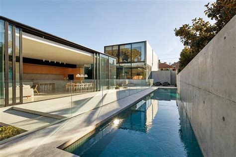 Minimalist Modern House Designed To Expose The