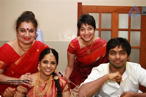 Gv prakash and saindhavi have named their daughter anvi. GV Prakash Kumar N Saindhavi Wedding Photos - Photo 29 of 77