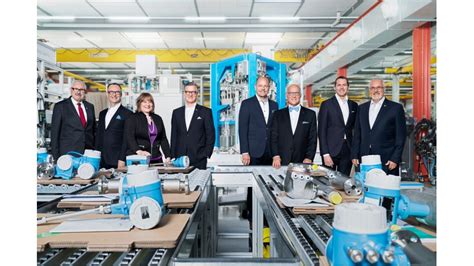 Despite endress+hauser's european roots, 90% of all instruments sold in the us are manufactured in the country. Group management | Endress+Hauser