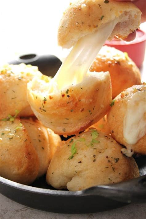 Stuffed Garlic Knots Recipe Crunchy Creamy Sweet