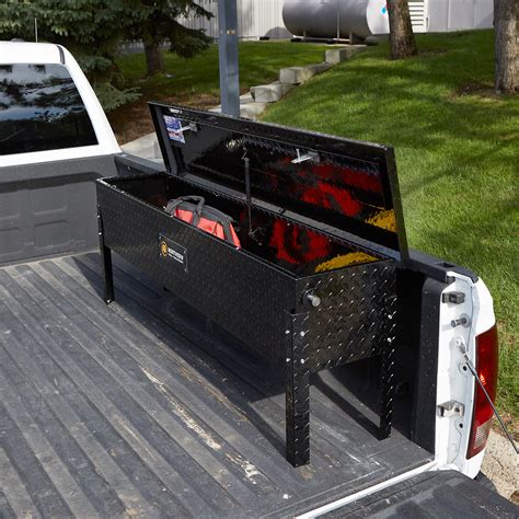 Northern Tool Sidebed Flush Mount Truck Tool Box — Aluminum Gloss