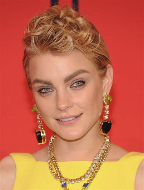 Jessica Stam 60 Trendy Bangs For All Face Shapes And Hair Textures
