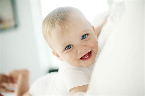 O Que Faz Um Bebé Feliz E Qual A Importância Do Riso Sic Notícias Vlr