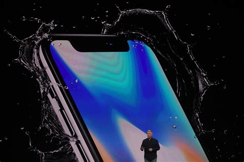 Iphone X Apple S New Edge To Edge Screen Includes Strange Notch At The Top The Independent