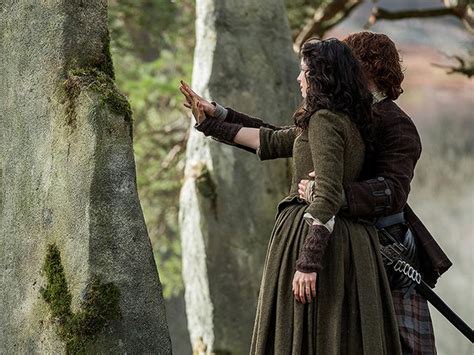 Outlander Best Claire And Jamie Moments Now To Love