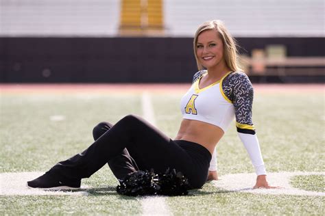 Appalachian State Cheerleader Rcheerleaders