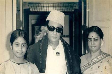 On Mgrs Birthday Rare Pics Of Mg Ramachandran With Jayalalithaa