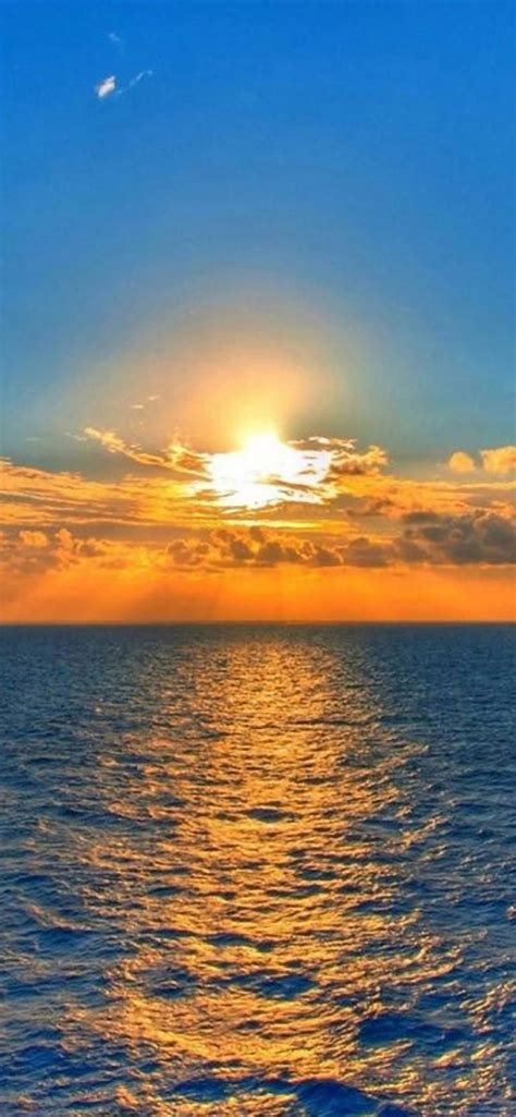 Nature Fantasy Sunrise Over Ocean At Dawn Iphone Se Wallpaper Download