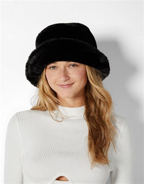 Faux Fur Bucket Hat Woman Bershka