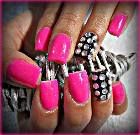 Pin By Stephanie Mercer On Nails Pink Nail Designs Diamond Nail