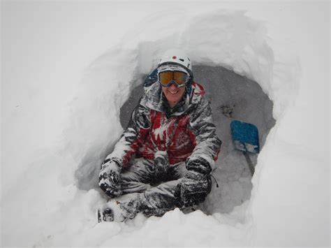 Tarmachan Mountaineering Steep Ground Snow Shelters And Windslab