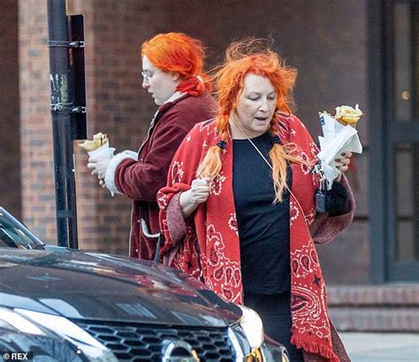 Jonathan Ross Daughter Honey 24 And Her Mother Jane Goldman Step Out