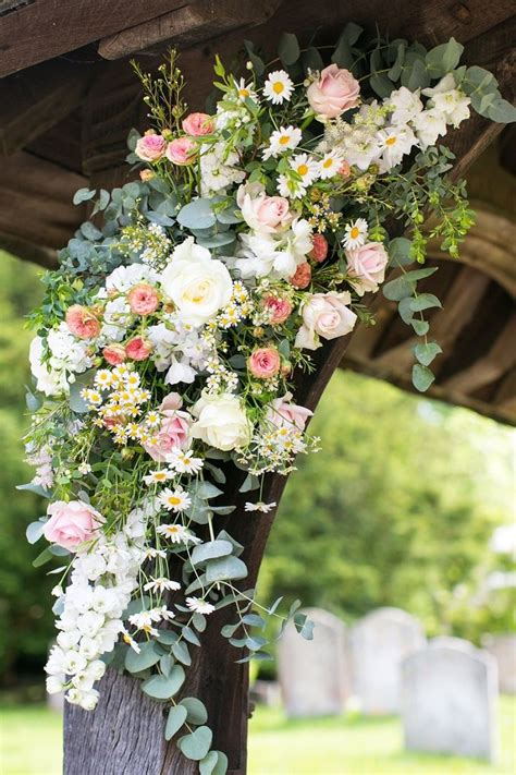 The 25 Best Floral Arch Ideas On Pinterest Diy Wedding
