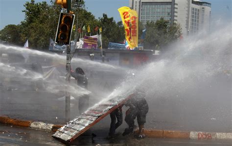 The Water Cannon Used On Turkish Protesters Looks Painful PHOTOS