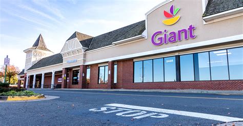 Giant Food Stop And Shop Prepare For Flu Season At All Pharmacies