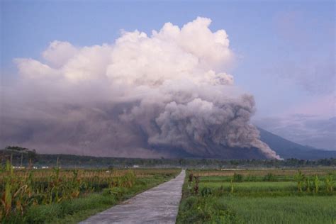 Mt Semeru Erupts On Indonesias Most Densely Populated Island