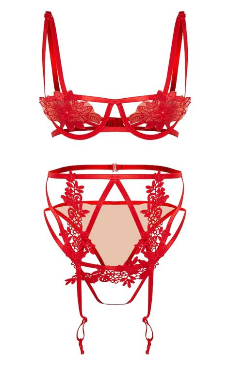 Red Lace Detail Strapping 3 Piece Lingerie Set Prettylittlething