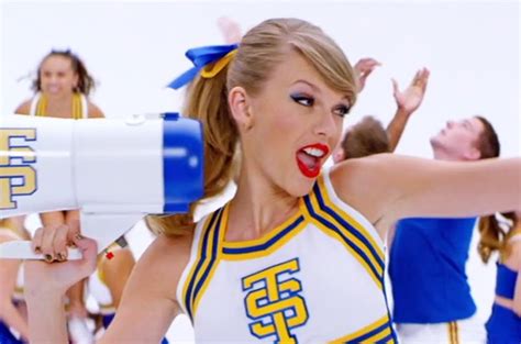 Taylor Swifts Shake It Off Video Behind The Scenes Why She Never